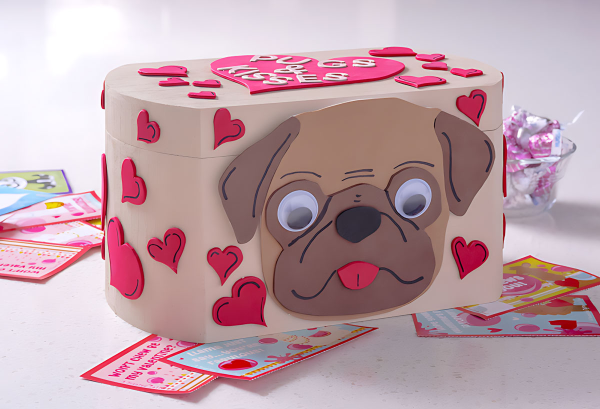 Pugs & Kisses Dog Valentine Box
